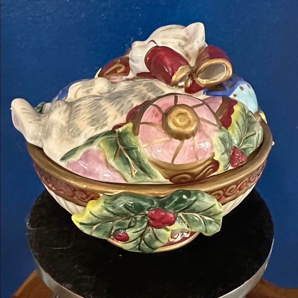 Fitz and Floyd "Kristmas Kitty" Holiday Lidded Trinket Box or Candy Bowl 6” - Picture 3 of 6